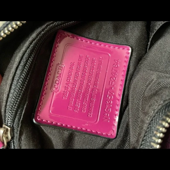 Coach Bag - Picture 2 of 4